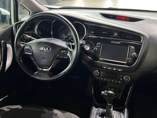 Kia Ceed II Рестайлинг с пробегом 2018 года, цена 1 635 000 рублей, 95000 км, хэтчбек, Автокод Объявления