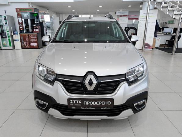 Renault Sandero II Рестайлинг с пробегом 2020 года, цена 1 130 000 рублей, 105000 км, хэтчбек, Автокод Объявления