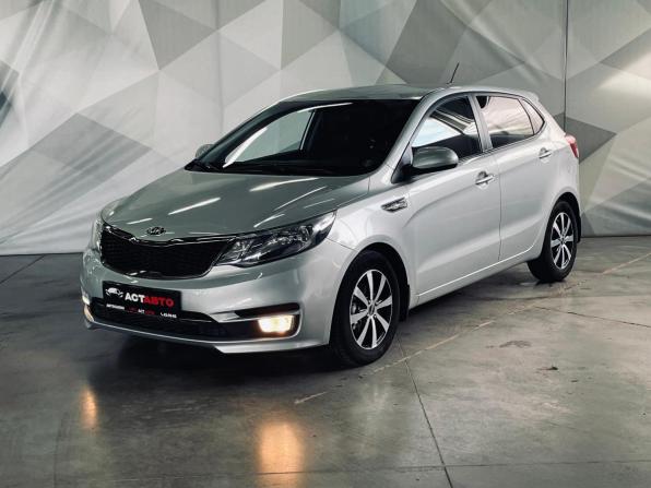 Kia Rio III Рестайлинг с пробегом 2017 года, цена 1 030 000 рублей, 95000 км, хэтчбек, Автокод Объявления