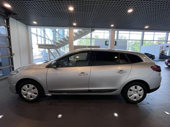 Renault Megane III с пробегом 2011 года, цена 500 000 рублей, 219578 км, универсал, Автокод Объявления
