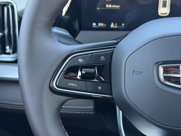 Geely Monjaro I с пробегом 2026 года, цена 4 000 000 рублей, 25 км, внедорожник, Автокод Объявления