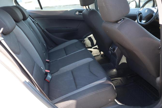 Peugeot 408 I с пробегом 2013 года, цена 499 000 рублей, 175000 км, седан, Автокод Объявления