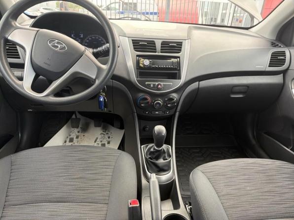 Hyundai Solaris I Рестайлинг с пробегом 2014 года, цена 999 000 рублей, 95626 км, хэтчбек, Автокод Объявления