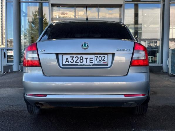 Skoda Octavia II (A5) Рестайлинг с пробегом 2011 года, цена 530 000 рублей, 270000 км, лифтбек, Автокод Объявления