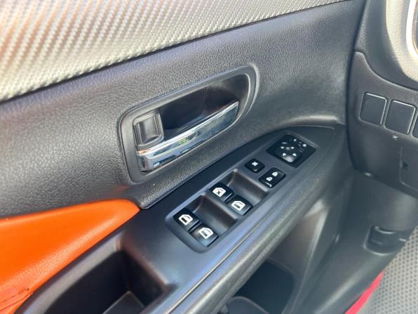 Mitsubishi Outlander III с пробегом 2012 года, цена 1 378 400 рублей, 147275 км, внедорожник, Автокод Объявления