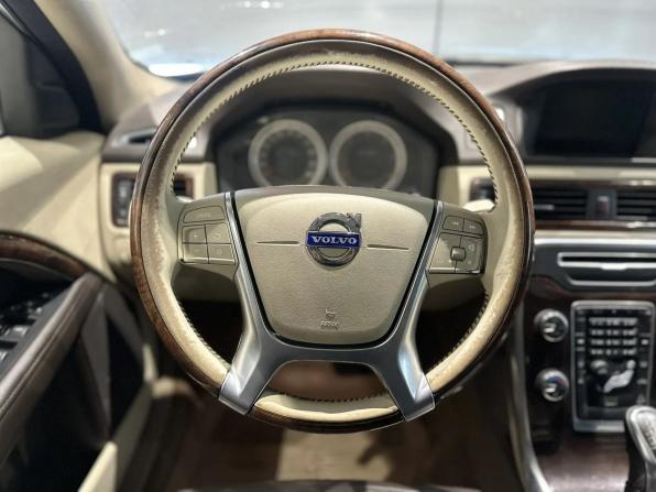 Volvo XC70 II с пробегом 2012 года, цена 1 150 000 рублей, 378000 км, универсал, Автокод Объявления
