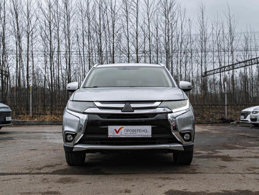 Mitsubishi Outlander III Рестайлинг 2 Санкт-Петербург  - изображение 3