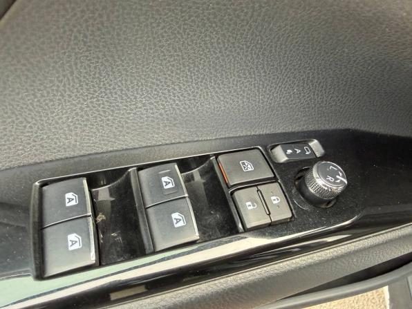 Toyota Camry VIII (XV70) с пробегом 2020 года, цена 1 935 000 рублей, 237600 км, седан, Автокод Объявления