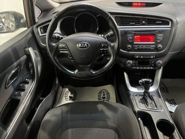 Kia Ceed II Рестайлинг с пробегом 2016 года, цена 1 125 000 рублей, 203460 км, хэтчбек, Автокод Объявления