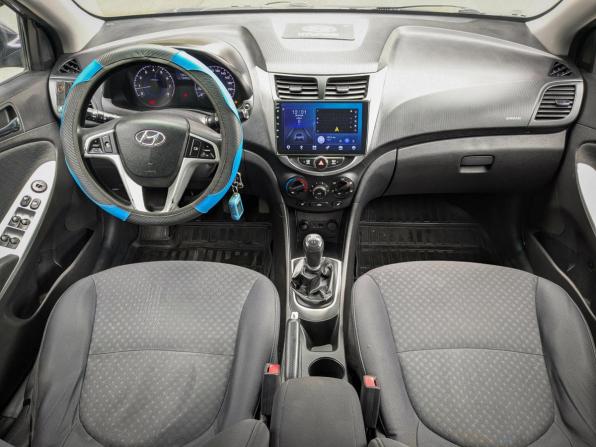 Hyundai Solaris I с пробегом 2012 года, цена 659 900 рублей, 200000 км, хэтчбек, Автокод Объявления