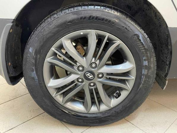 Hyundai ix35 I Рестайлинг с пробегом 2014 года, цена 1 140 000 рублей, 228785 км, внедорожник, Автокод Объявления