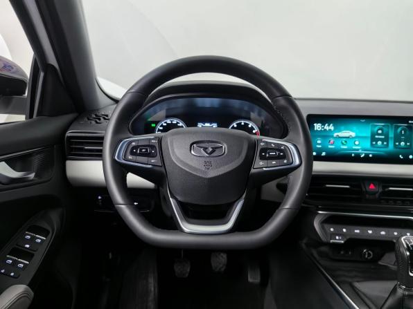 Kaiyi E5 с пробегом 2024 года, цена 1 358 000 рублей, 16052 км, седан, Автокод Объявления