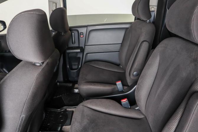 Honda Freed I Рестайлинг с пробегом 2012 года, цена 1 139 000 рублей, 86500 км, компактвэн, Автокод Объявления