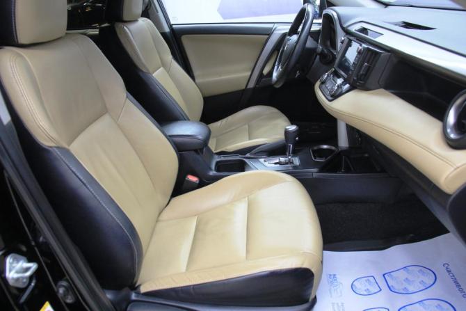 Toyota RAV4 IV (XA40) Рестайлинг с пробегом 2016 года, цена 2 085 000 рублей, 165000 км, внедорожник, Автокод Объявления