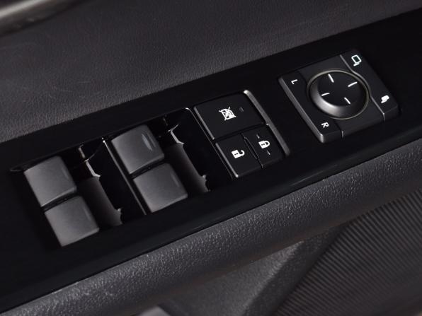 Lexus UX I с пробегом 2019 года, цена 3 599 995 рублей, 93168 км, внедорожник, Автокод Объявления