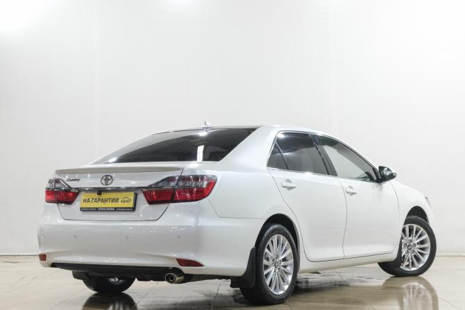 Toyota Camry VII (XV50) Рестайлинг 2 с пробегом 2017 года, цена 1 949 000 рублей, 128000 км, седан, Автокод Объявления
