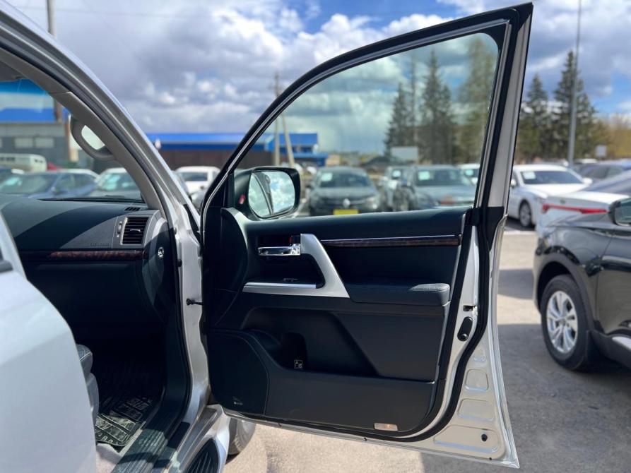 Toyota Land Cruiser 200 Series Рестайлинг 1 Альметьевск  - изображение 27