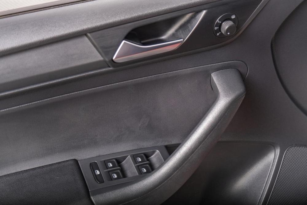 Volkswagen Polo VI Томск  - изображение 8