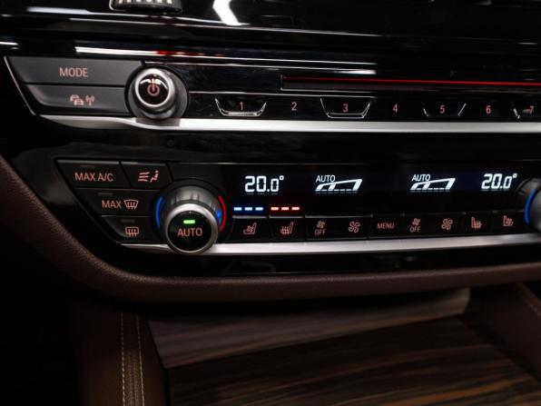 BMW 5 серии VII (G30/G31/G38) с пробегом 2018 года, цена 4 700 000 рублей, 72066 км, седан, Автокод Объявления