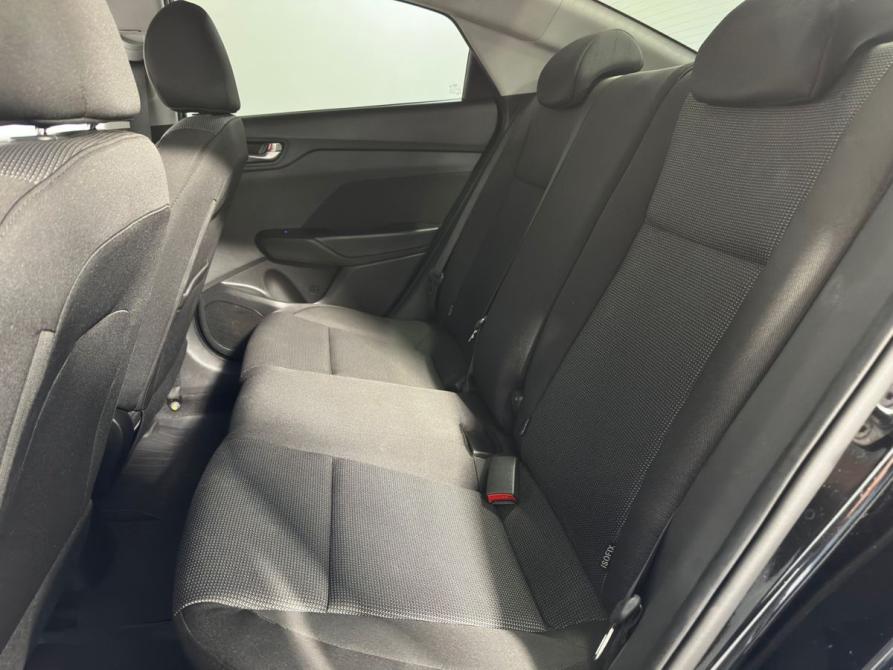 Hyundai Solaris II Великий Новгород  - изображение 12
