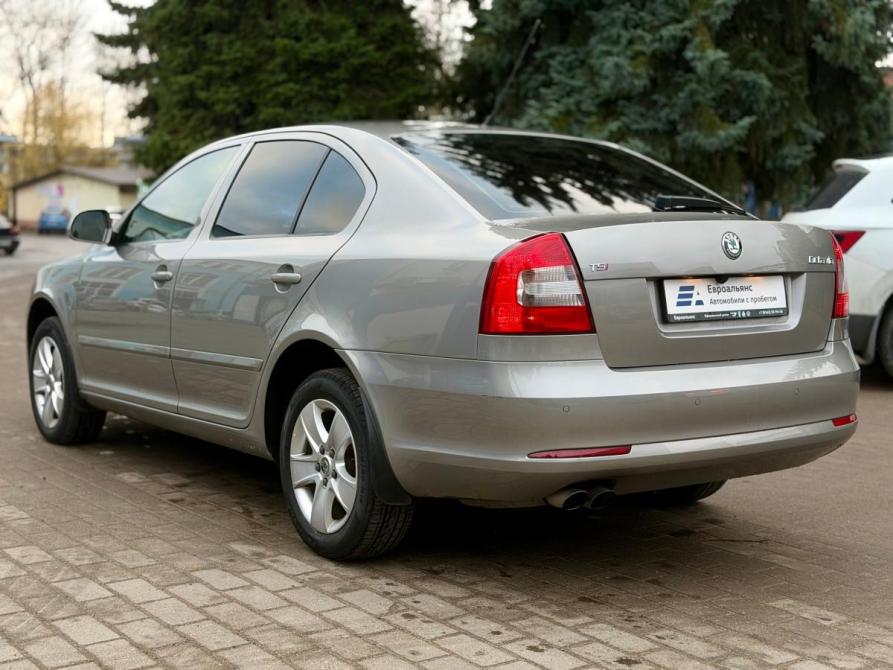 Skoda Octavia II (A5) Рестайлинг Великий Новгород  - изображение 5