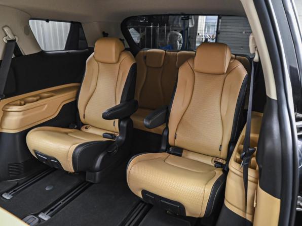 Kia Carnival IV с пробегом 2020 года, цена 3 790 000 рублей, 83971 км, минивэн, Автокод Объявления