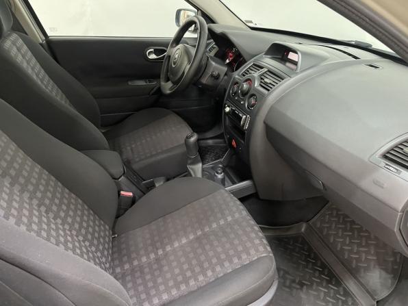 Renault Megane II Рестайлинг с пробегом 2006 года, цена 450 000 рублей, 229474 км, седан, Автокод Объявления