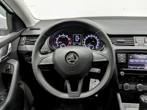Skoda Octavia III (A7) Рестайлинг с пробегом 2020 года, цена 1 870 000 рублей, 79497 км, лифтбек, Автокод Объявления
