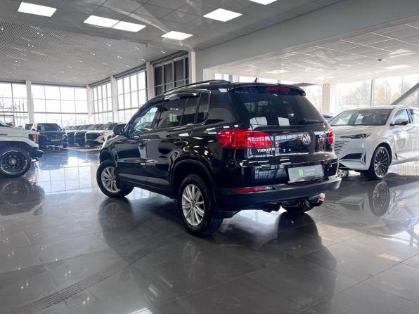 Volkswagen Tiguan I Рестайлинг с пробегом 2012 года, цена 1 150 000 рублей, 136260 км, внедорожник, Автокод Объявления
