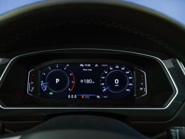 Volkswagen Tiguan II Рестайлинг с пробегом 2021 года, цена 2 550 000 рублей, 235208 км, внедорожник, Автокод Объявления