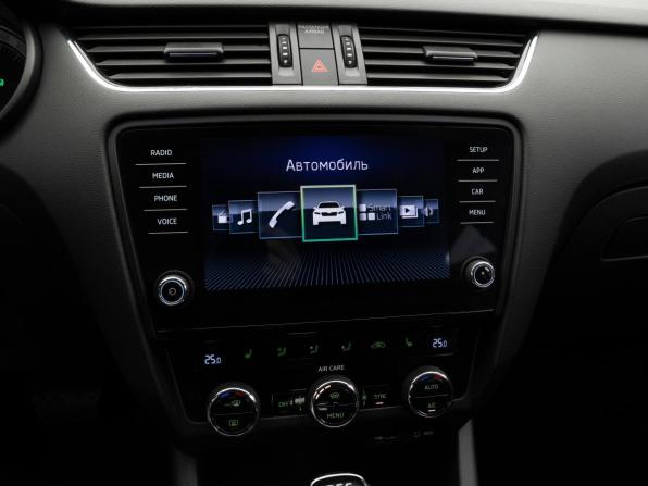 Skoda Octavia III (A7) Рестайлинг с пробегом 2017 года, цена 2 180 000 рублей, 78755 км, лифтбек, Автокод Объявления