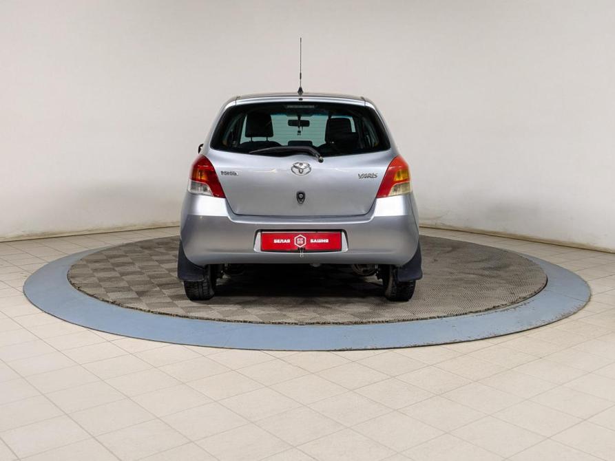 Toyota Yaris II Екатеринбург  - изображение 7