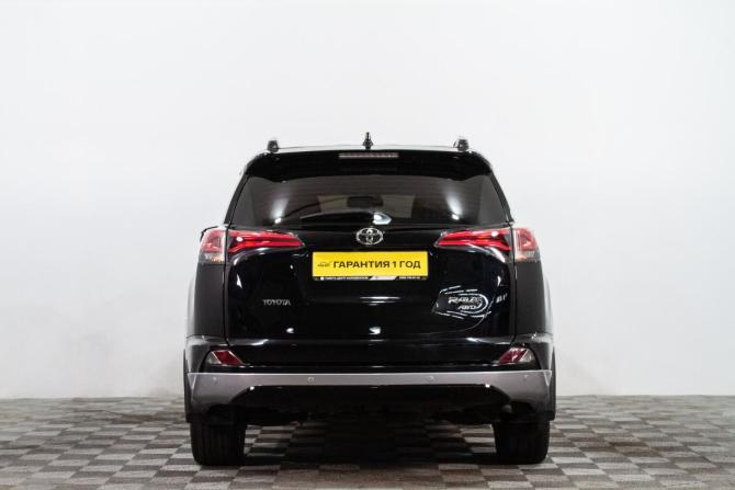 Toyota RAV4 IV (XA40) Рестайлинг с пробегом 2017 года, цена 2 899 000 рублей, 138000 км, внедорожник, Автокод Объявления