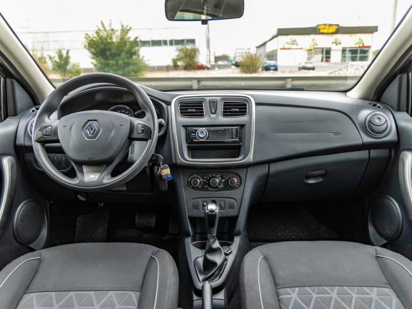 Renault Sandero II с пробегом 2017 года, цена 1 088 000 рублей, 70065 км, хэтчбек, Автокод Объявления