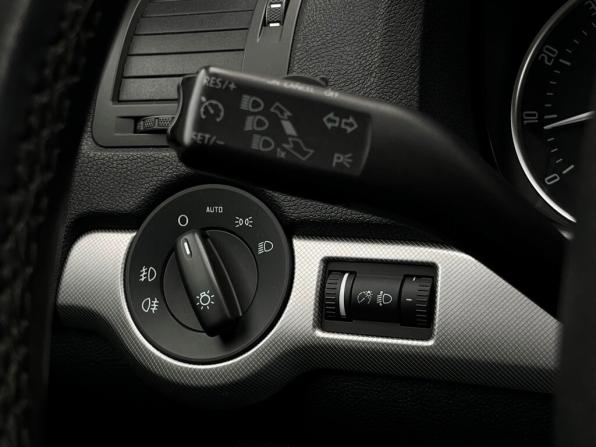 Skoda Octavia II (A5) Рестайлинг с пробегом 2012 года, цена 811 800 рублей, 205785 км, лифтбек, Автокод Объявления