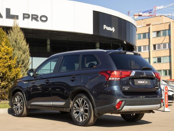 Mitsubishi Outlander III Рестайлинг 2 с пробегом 2018 года, цена 1 998 000 рублей, 101059 км, внедорожник, Автокод Объявления