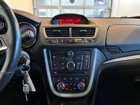 Opel Mokka I с пробегом 2014 года, цена 900 000 рублей, 227811 км, внедорожник, Автокод Объявления