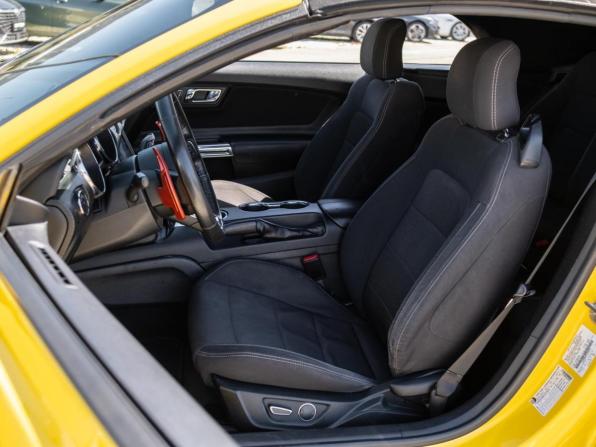Ford Mustang VI с пробегом 2016 года, цена 2 999 999 рублей, 153840 км, кабриолет, Автокод Объявления