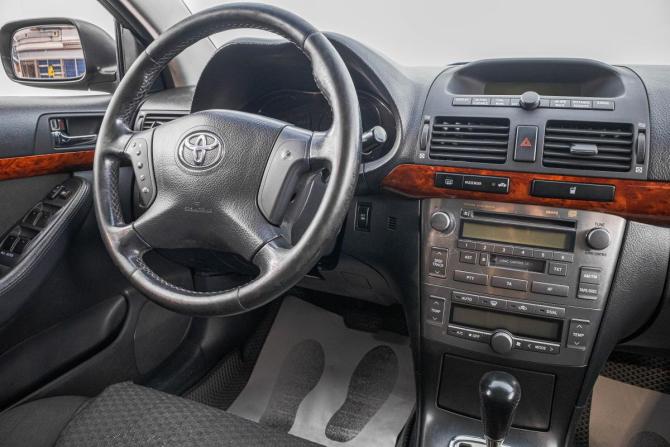 Toyota Avensis II с пробегом 2005 года, цена 899 000 рублей, 325000 км, седан, Автокод Объявления