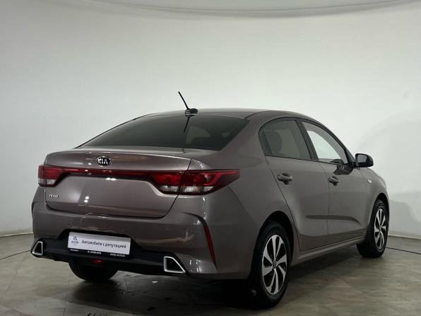 Kia Rio IV Рестайлинг с пробегом 2021 года, цена 1 750 000 рублей, 61921 км, седан, Автокод Объявления