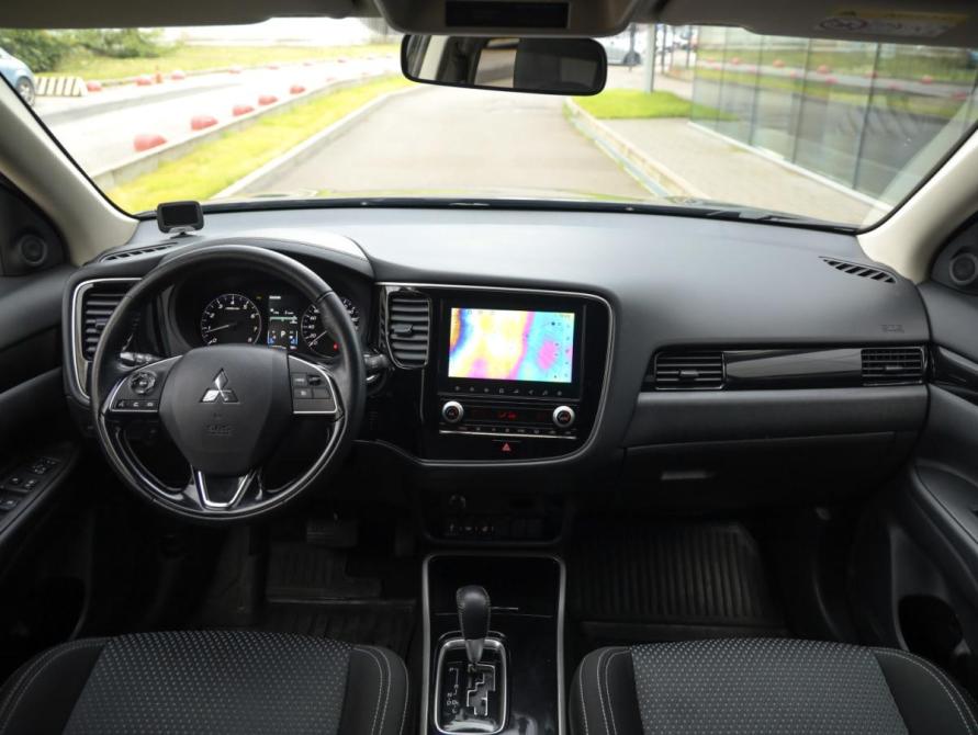 Mitsubishi Outlander III Рестайлинг 3 Санкт-Петербург  - изображение 11
