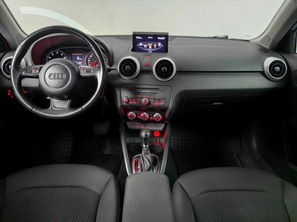 Audi A1 I (8X) с пробегом 2013 года, цена 948 000 рублей, 130496 км, хэтчбек, Автокод Объявления