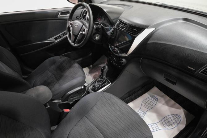 Hyundai Solaris I Рестайлинг с пробегом 2016 года, цена 999 000 рублей, 167000 км, хэтчбек, Автокод Объявления