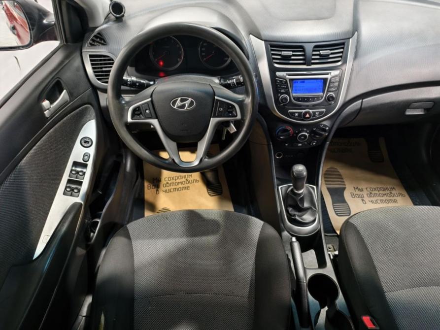 Hyundai Solaris I Курск  - изображение 9
