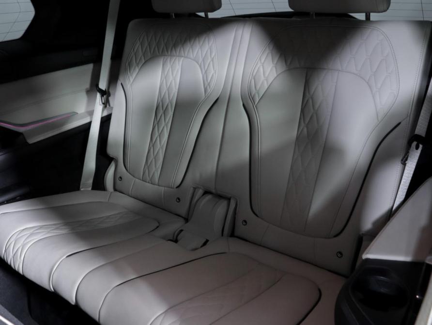 BMW X7 I (G07) Рестайлинг Москва  - изображение 25