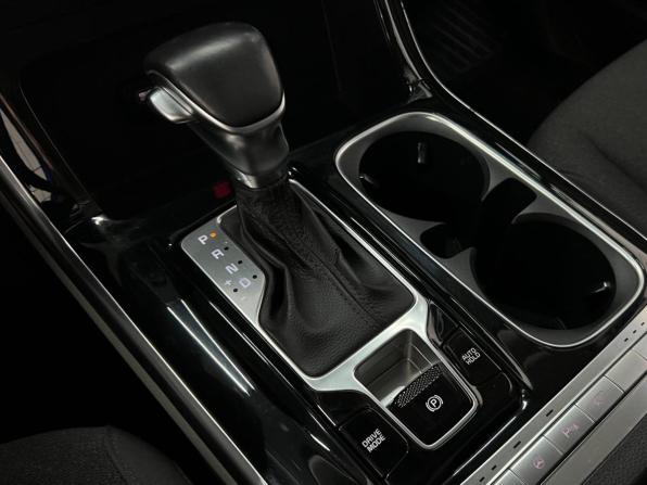 Kia Carnival IV с пробегом 2022 года, цена 2 620 000 рублей, 209833 км, минивэн, Автокод Объявления