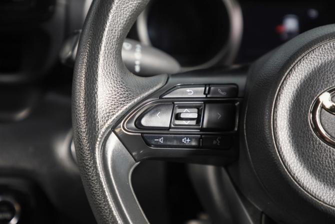 Toyota Yaris IV с пробегом 2020 года, цена 1 199 000 рублей, 105200 км, хэтчбек, Автокод Объявления