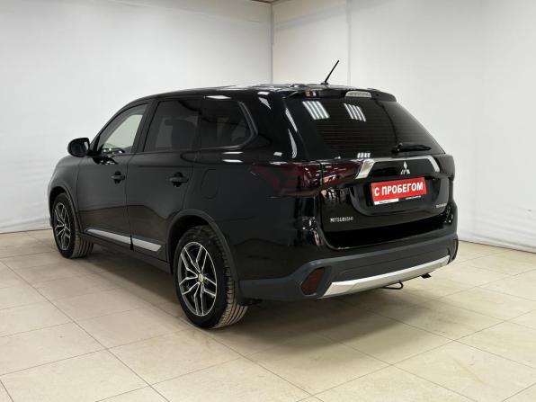 Mitsubishi Outlander III Рестайлинг 2 с пробегом 2015 года, цена 1 595 000 рублей, 182216 км, внедорожник, Автокод Объявления