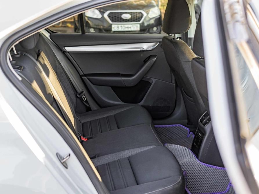 Skoda Octavia III (A7) Рестайлинг Санкт-Петербург  - изображение 13