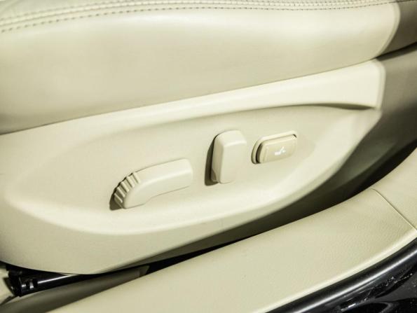 Infiniti Q50 I Рестайлинг с пробегом 2017 года, цена 2 199 700 рублей, 103321 км, седан, Автокод Объявления